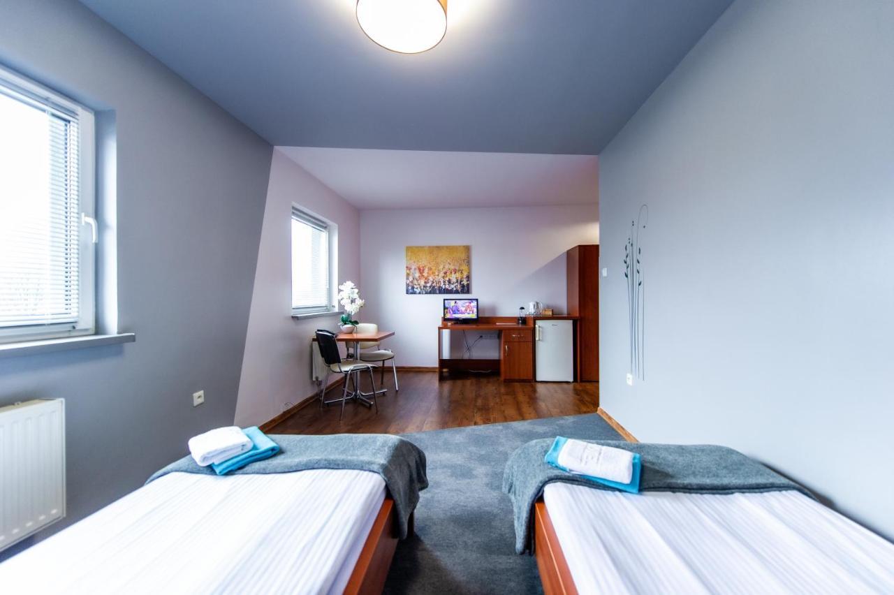 Hotel Gosciniec Promus à Zabrze Extérieur photo