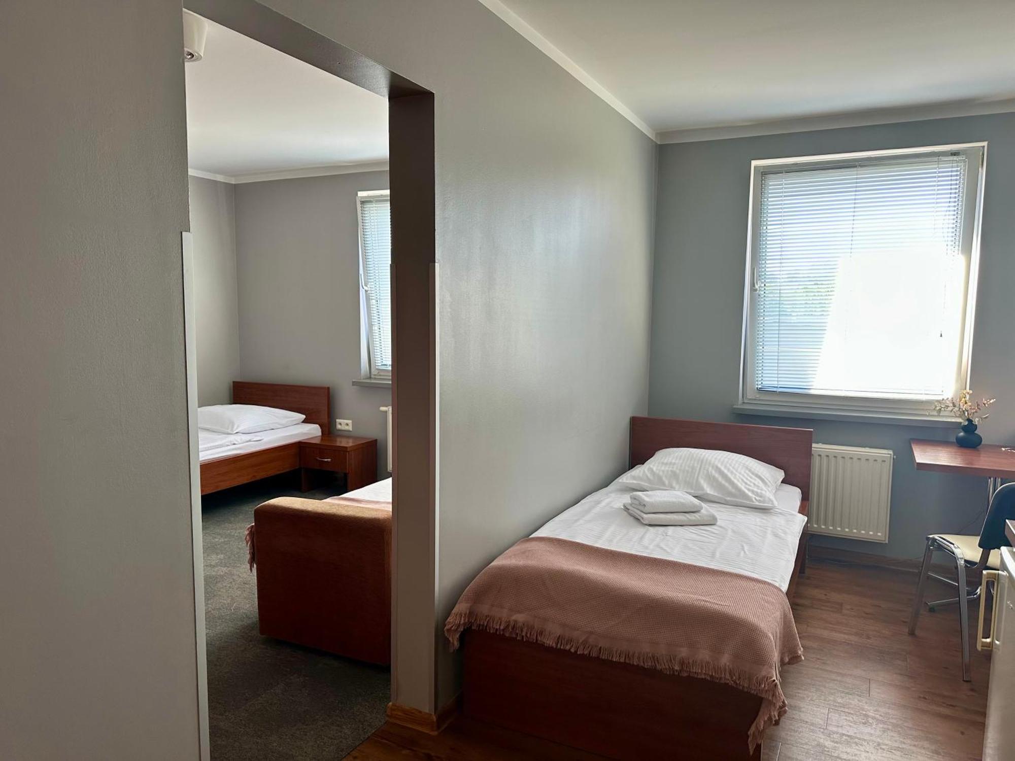 Hotel Gosciniec Promus à Zabrze Extérieur photo
