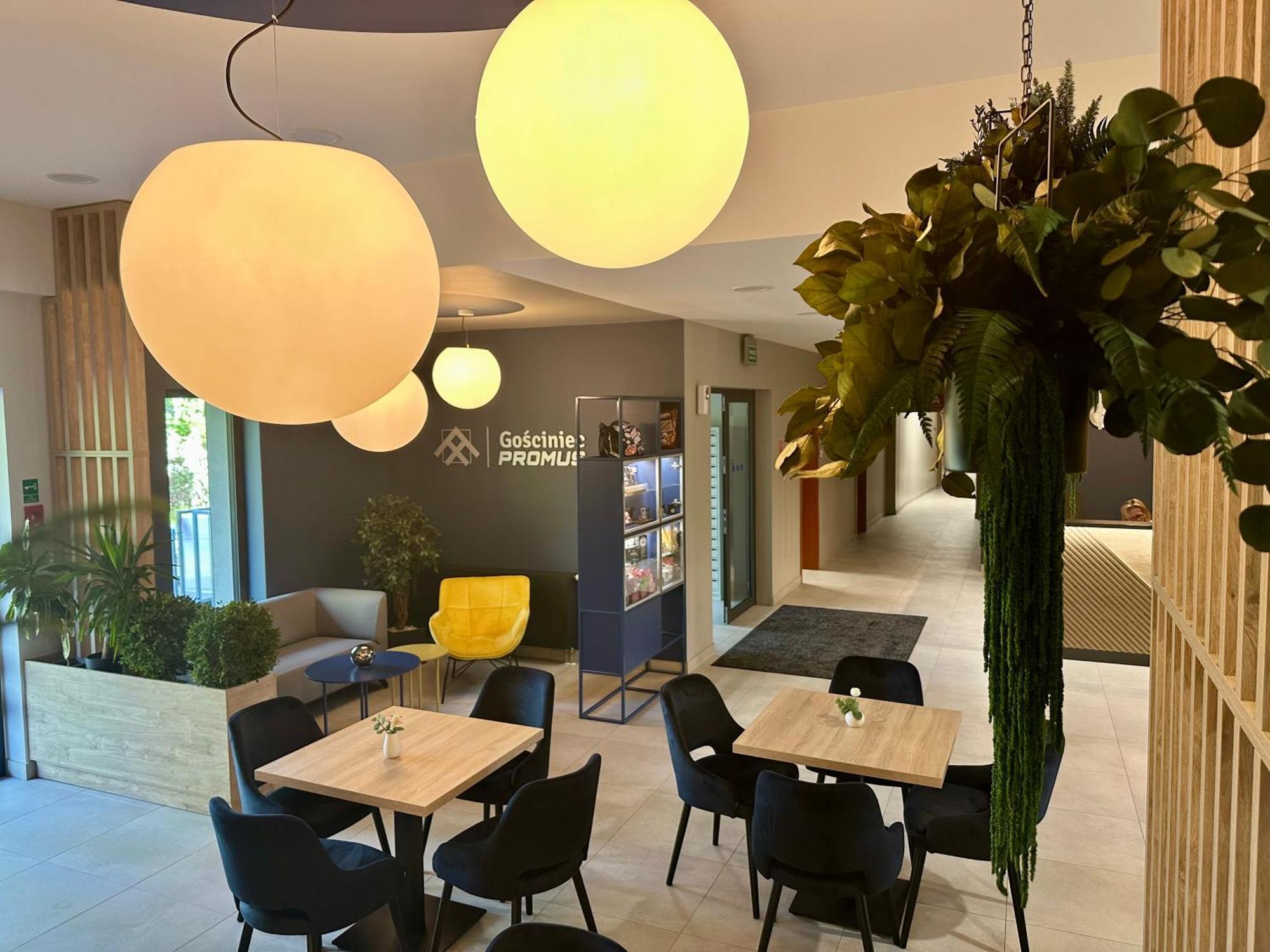 Hotel Gosciniec Promus à Zabrze Extérieur photo